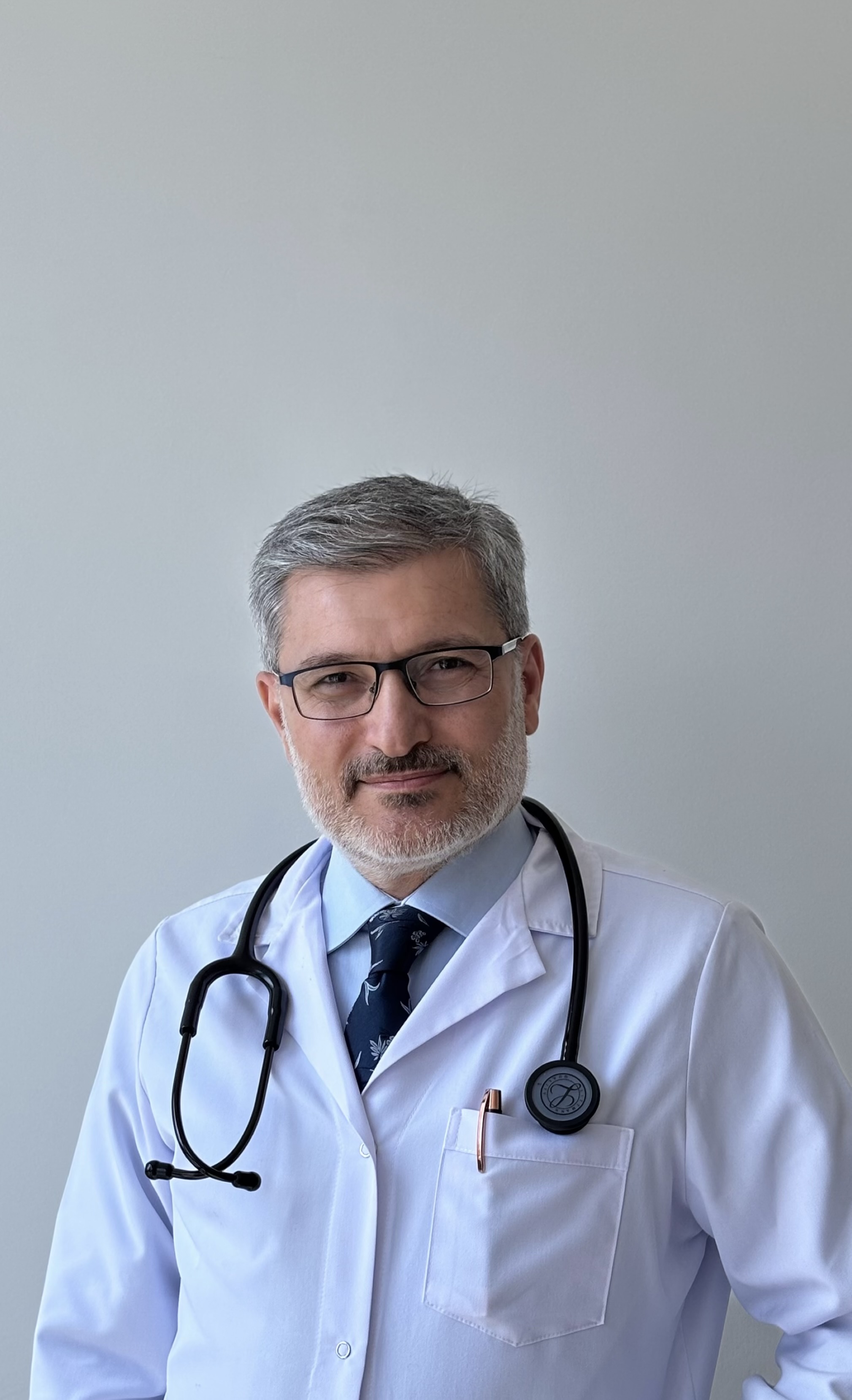 Uzm. Dr. Salih Kenan Şahin